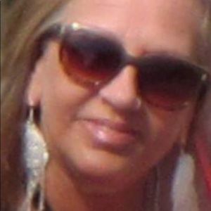 Meet your Posher, Dianne